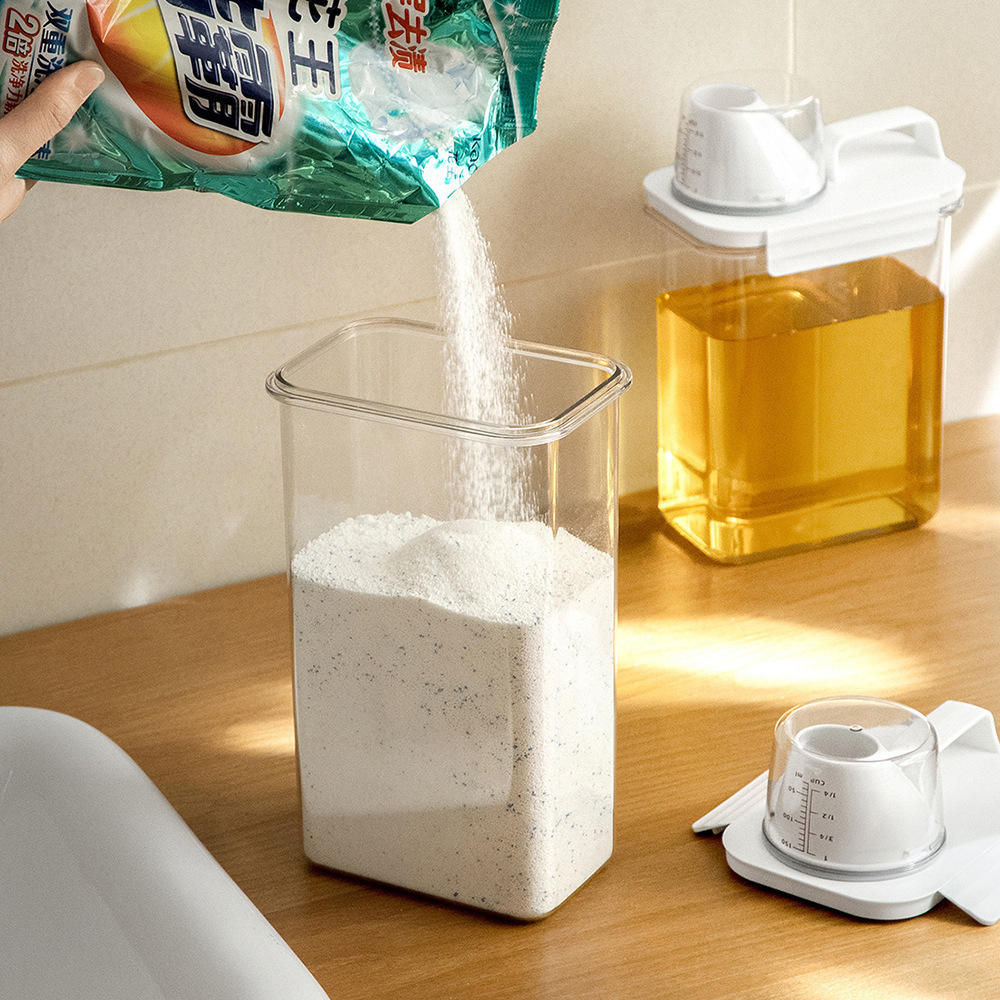 Refillable Liquid Detergent Container